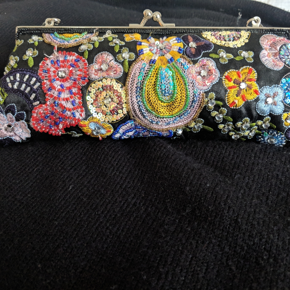 Embroidered Floral Clutch